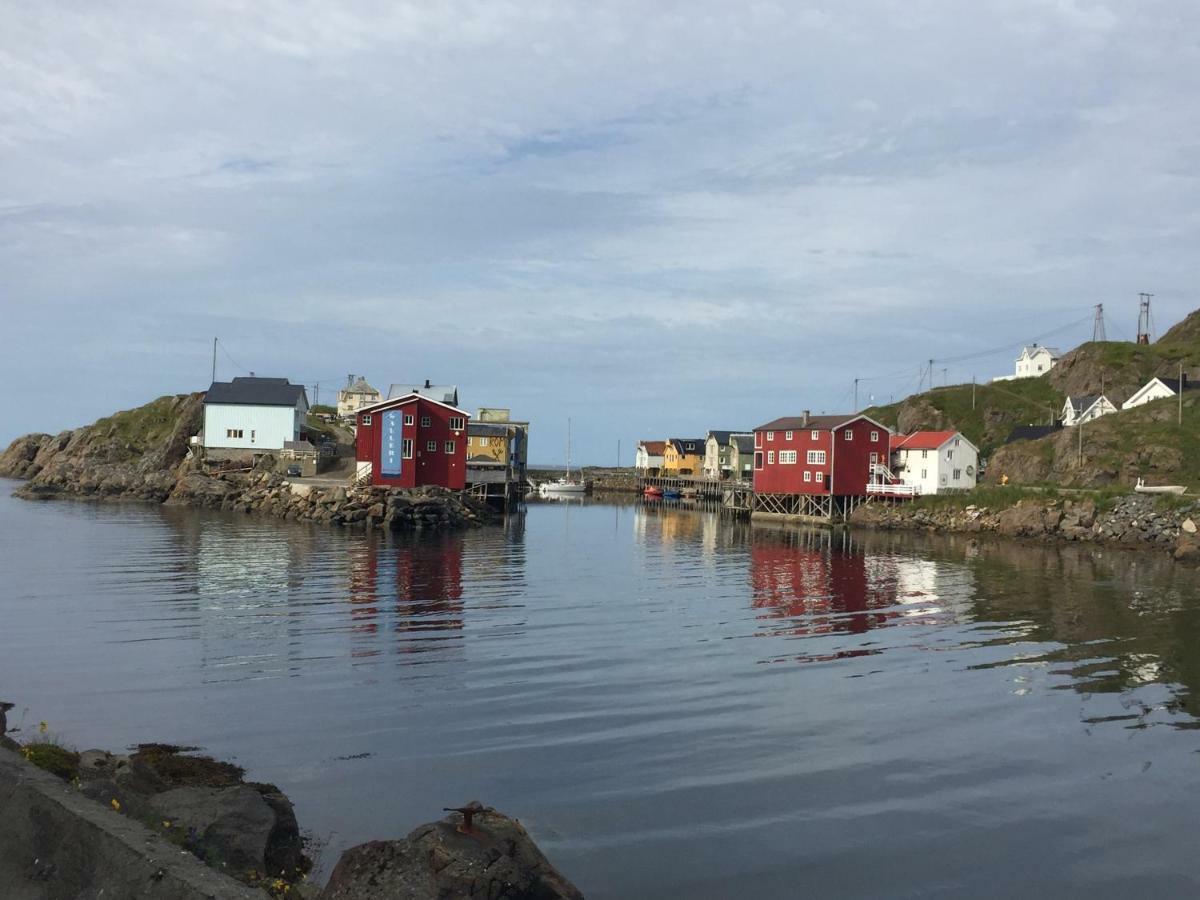 Отель Nyksundrom, Nyksund Экстерьер фото